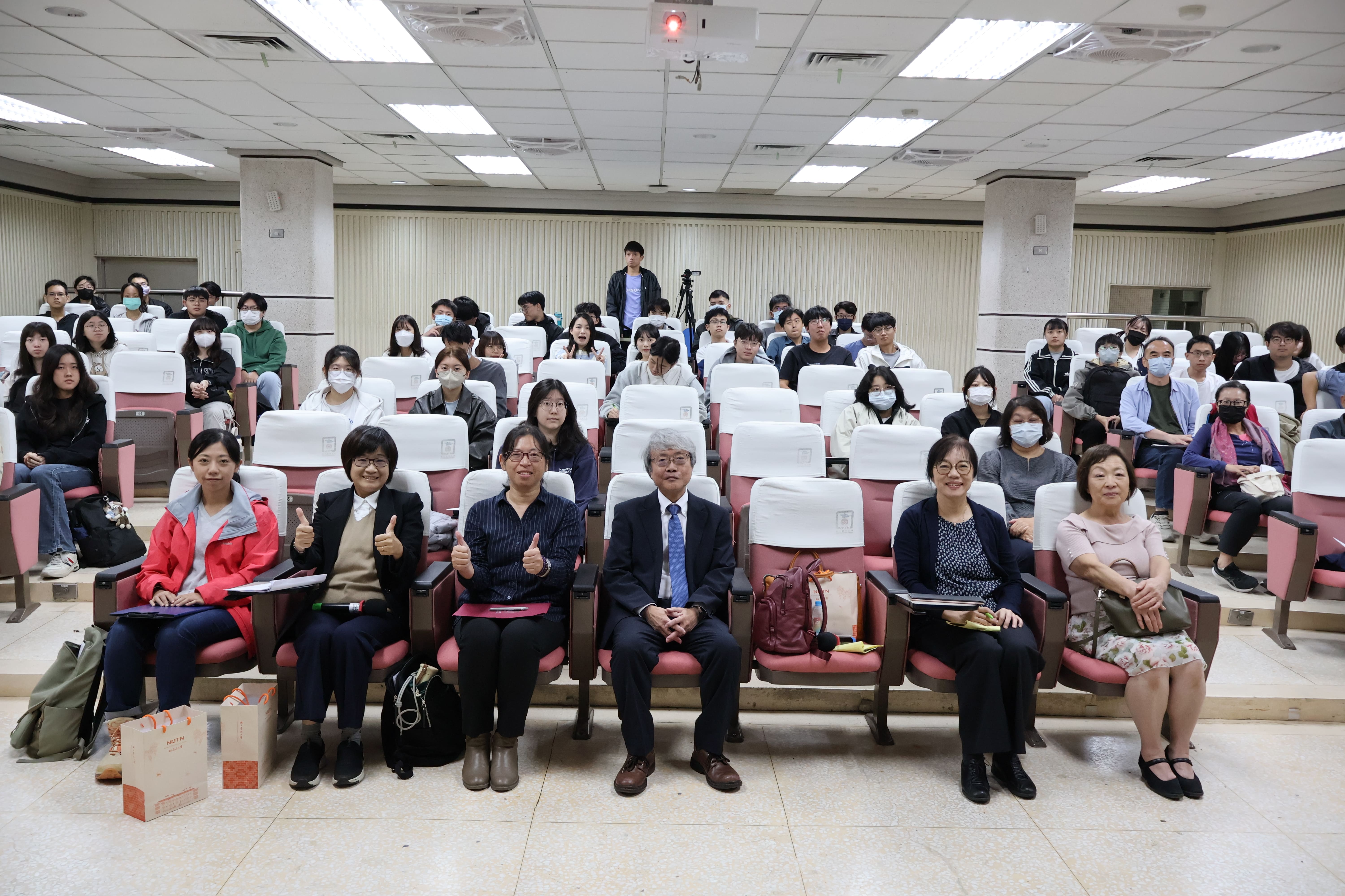 【專題演講】邀請講師：吉田憲司（日本民族學博物館榮譽教授）題目：田野調查的樂趣